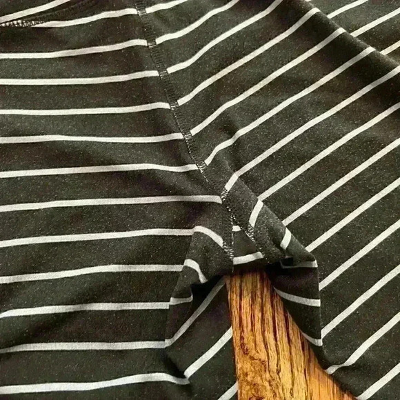 Athleta Black and Gray Stripe Leggings Size Small - Picture 5 of 5